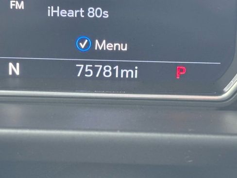 Used 2021 GMC Yukon SLT w/ SLT Premium Package image 24