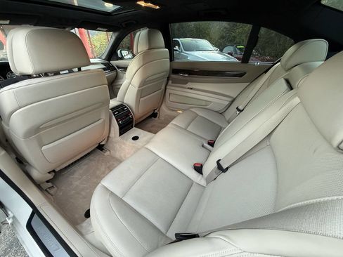 Used 2011 BMW ActiveHybrid 7 Li image 17