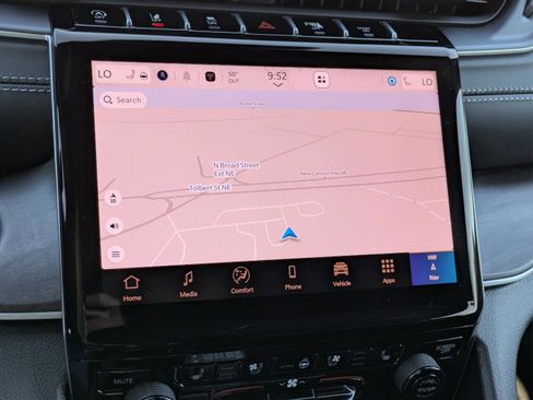 New 2025 Jeep Grand Cherokee L Limited w/ Luxury Tech Group II image 22