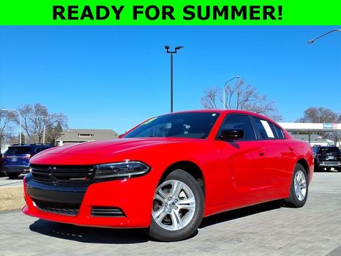 Used 2023 Dodge Charger SXT image 3