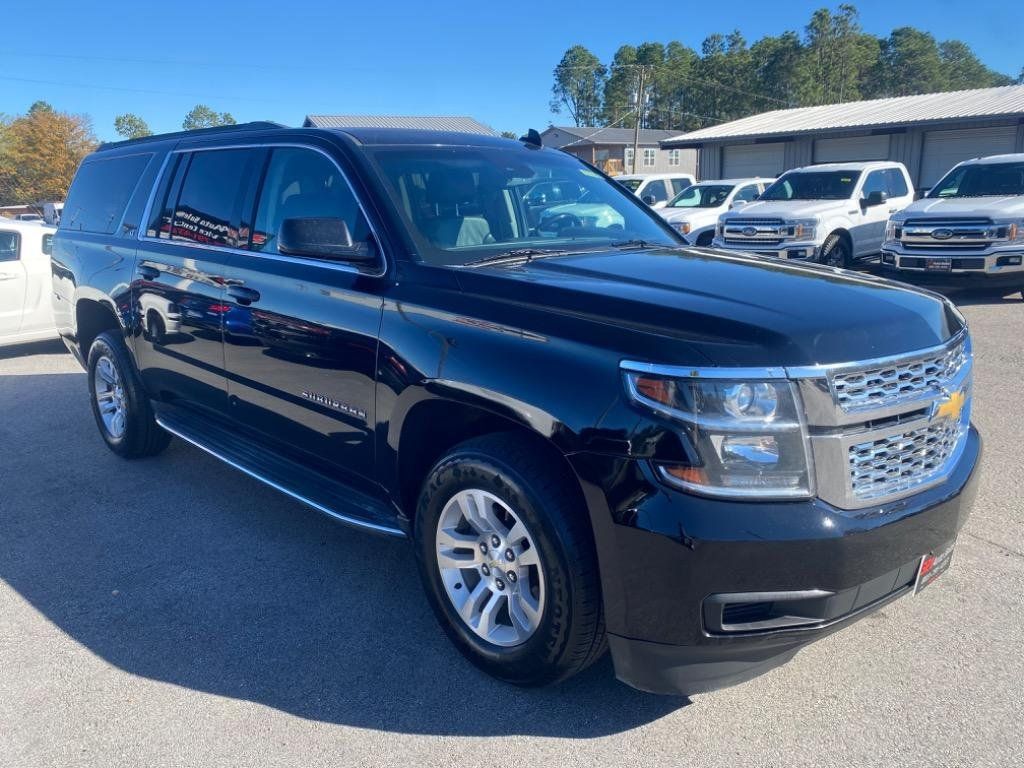 Used 2018 Chevrolet Suburban LT AWD/4WD image 3