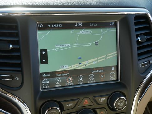 Used 2018 Jeep Grand Cherokee Overland image 22