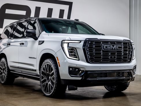 Used 2026 GMC Yukon Denali Ultimate AWD/4WD image 26