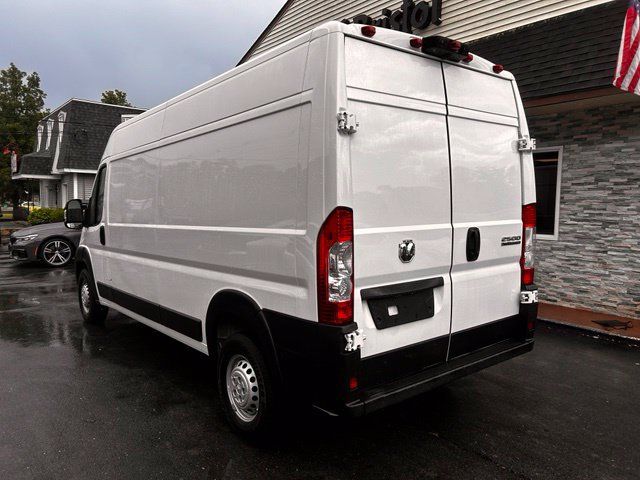 Used 2025 RAM ProMaster 2500 w/ Convenience Group FWD image 7