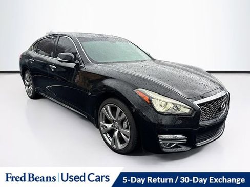 Used 2018 INFINITI Q70 L 3.7 image 1