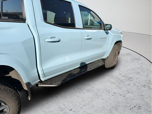 Used 2025 Chevrolet Colorado Z71 w/ Technology Package AWD/4WD image 58