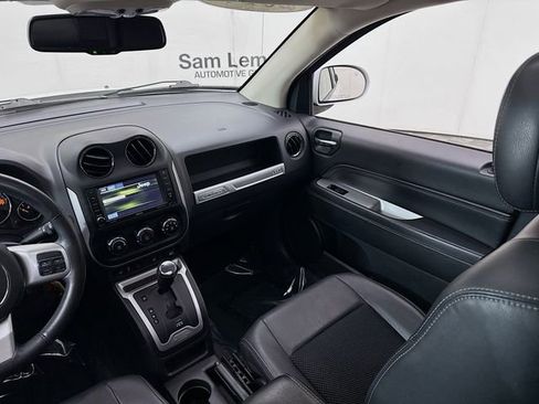 Used 2014 Jeep Compass Latitude w/ Sun/Sound Group AWD/4WD image 22