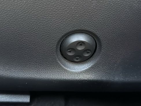 Used 2016 Mercedes-Benz CLA 250 image 11