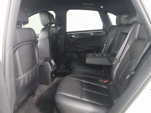 Used 2015 Porsche Macan S image 47