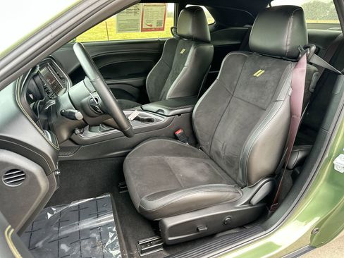 Used 2023 Dodge Challenger R/T Scat Pack image 11