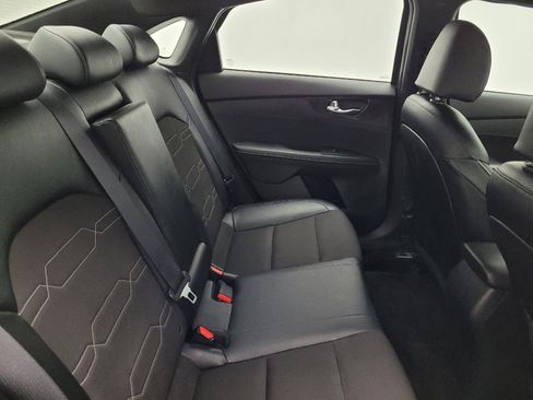 Used 2021 Kia Forte GT-Line w/ GT-Line Premium Package image 19