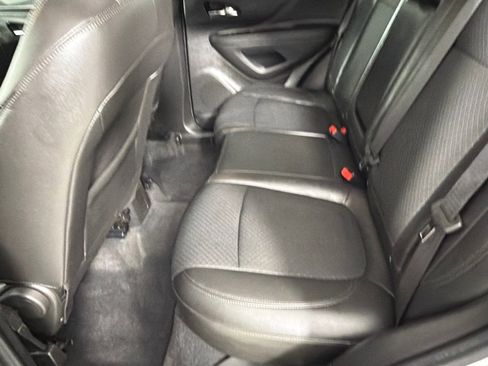 Used 2017 Buick Encore Preferred image 16