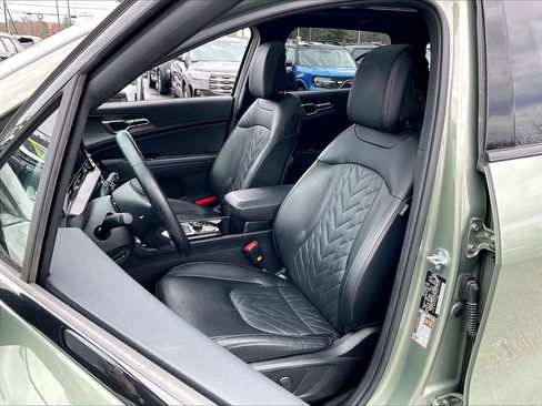 Used 2023 Kia Sportage X-Line w/ X-Line Premium Package image 9