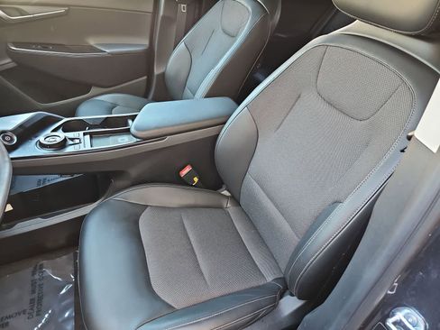 Used 2025 Kia EV6 Light w/ Light LR Technology Package RWD image 15