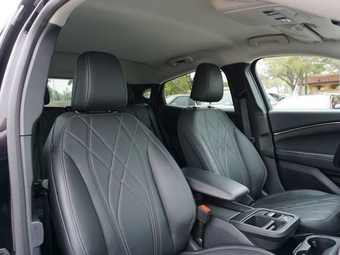 Used 2025 Ford Mustang Mach-E Select w/ Comfort Package Lite image 2