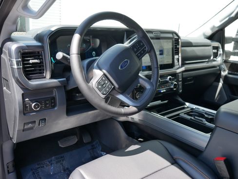 New 2025 Ford F350 Lariat w/ Lariat Ultimate Package image 4