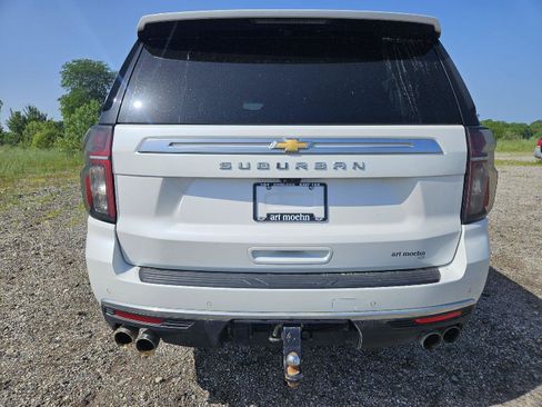 Used 2023 Chevrolet Suburban High Country w/ Advanced Technology Package AWD/4WD image 6