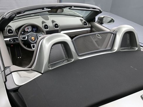 Certified 2021 Porsche 718 Boxster S image 30