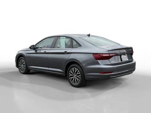 Used 2021 Volkswagen Jetta S image 3