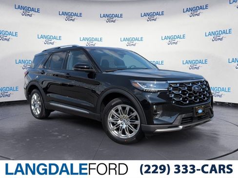 New 2026 Ford Explorer Platinum RWD image 1