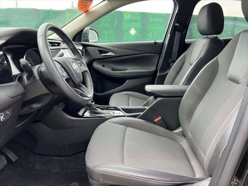 Used 2023 Buick Encore GX Select w/ Sport Touring Package image 18