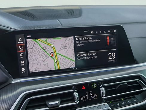 Used 2023 BMW X5 xDrive45e w/ M Sport Package image 19