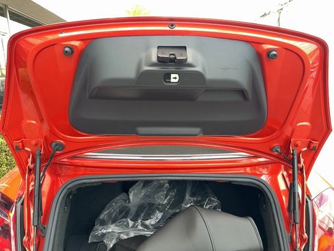Used 2019 Volkswagen Beetle 2.0T S FWD image 23