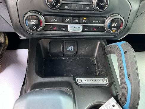 Used 2023 Ford Bronco Wildtrak AWD/4WD image 23