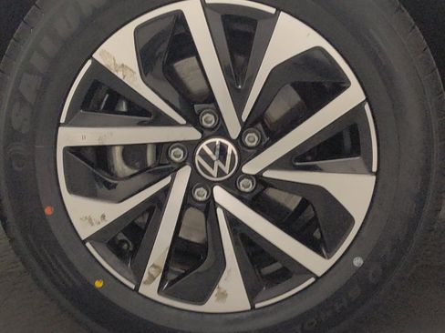 Used 2024 Volkswagen Jetta S FWD image 31