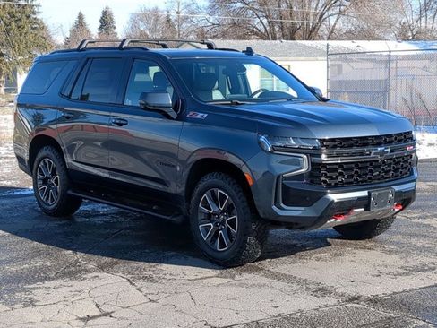 Used 2021 Chevrolet Tahoe Z71 w/ Z71 Signature Package image 3