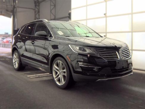 Used 2018 Lincoln MKC Reserve w/ Lincoln MKC Climate Package AWD/4WD image 2