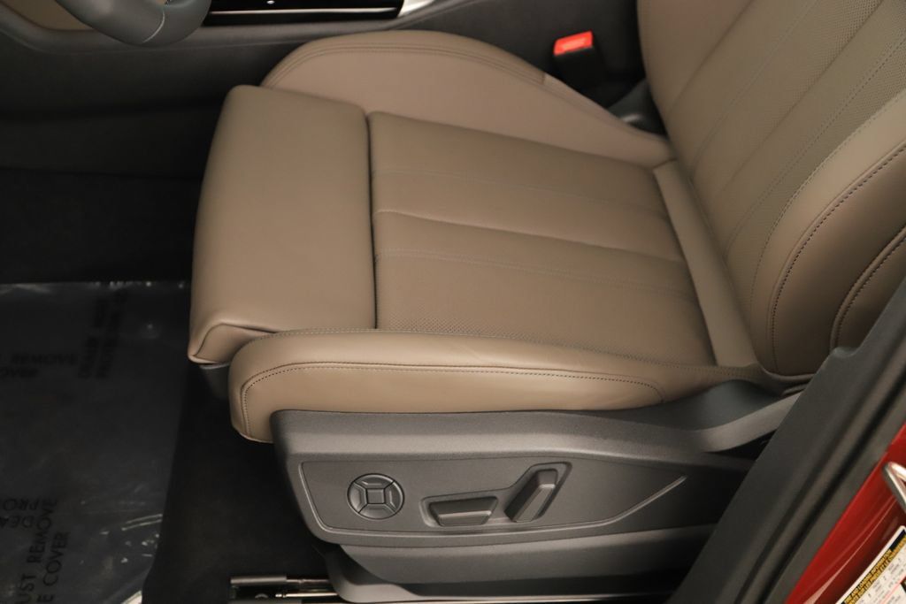 New 2026 Audi Q5 Premium Plus AWD/4WD image 25