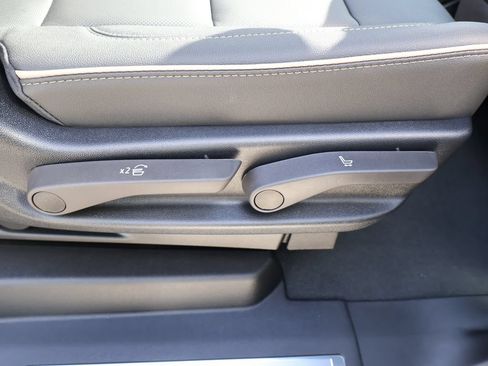 New 2026 Chevrolet Suburban Premier AWD/4WD image 43
