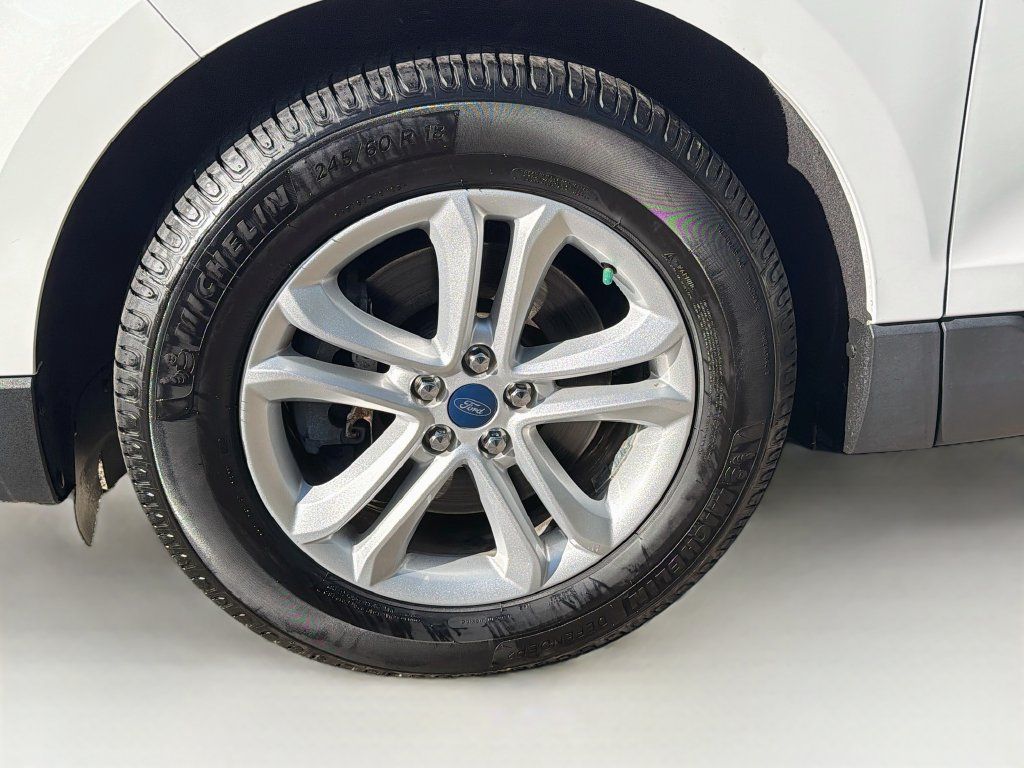Used 2020 Ford Edge SEL w/ Convenience Package AWD/4WD image 32