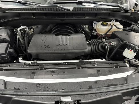 Used 2023 Chevrolet Suburban Z71 w/ Luxury Package image 42