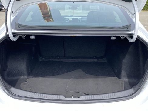 Used 2024 Chevrolet Malibu LS FWD image 19