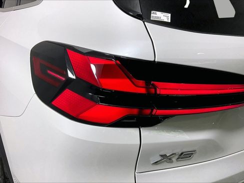 Certified 2026 BMW X5 xDrive40i AWD/4WD image 30