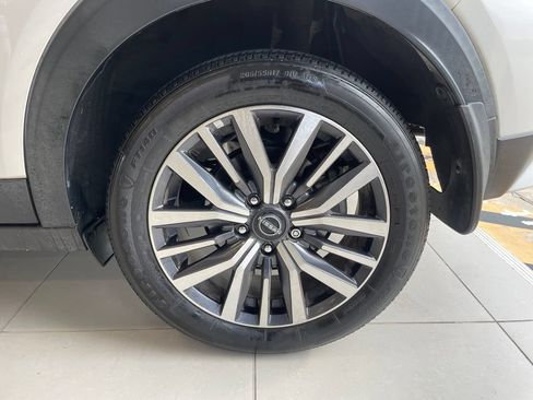 Certified 2024 Nissan Kicks SR w/ SR Premium Package FWD image 17