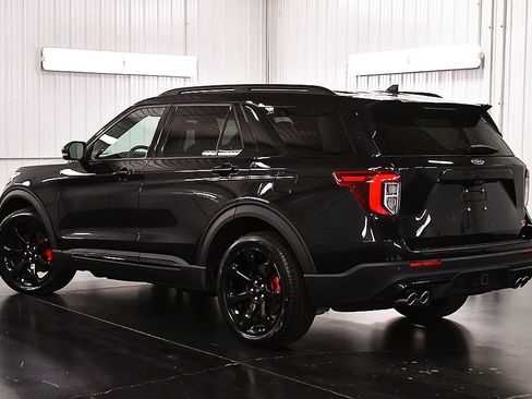 Used 2023 Ford Explorer ST w/ Equipment Group 401A AWD/4WD image 5