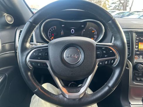 Used 2018 Jeep Grand Cherokee Limited image 7