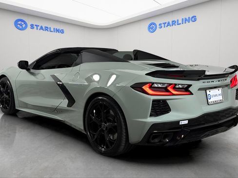 Used 2024 Chevrolet Corvette Stingray Convertible w/ Z51 Performance Package RWD image 5