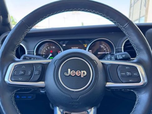 Used 2023 Jeep Wrangler Unlimited Sahara w/ Cold Weather Group AWD/4WD image 19