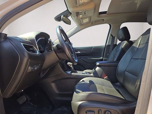 Used 2022 Chevrolet Equinox Premier FWD image 25