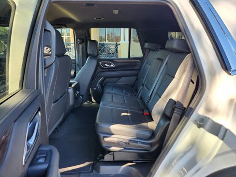 Used 2024 Chevrolet Tahoe LT image 10