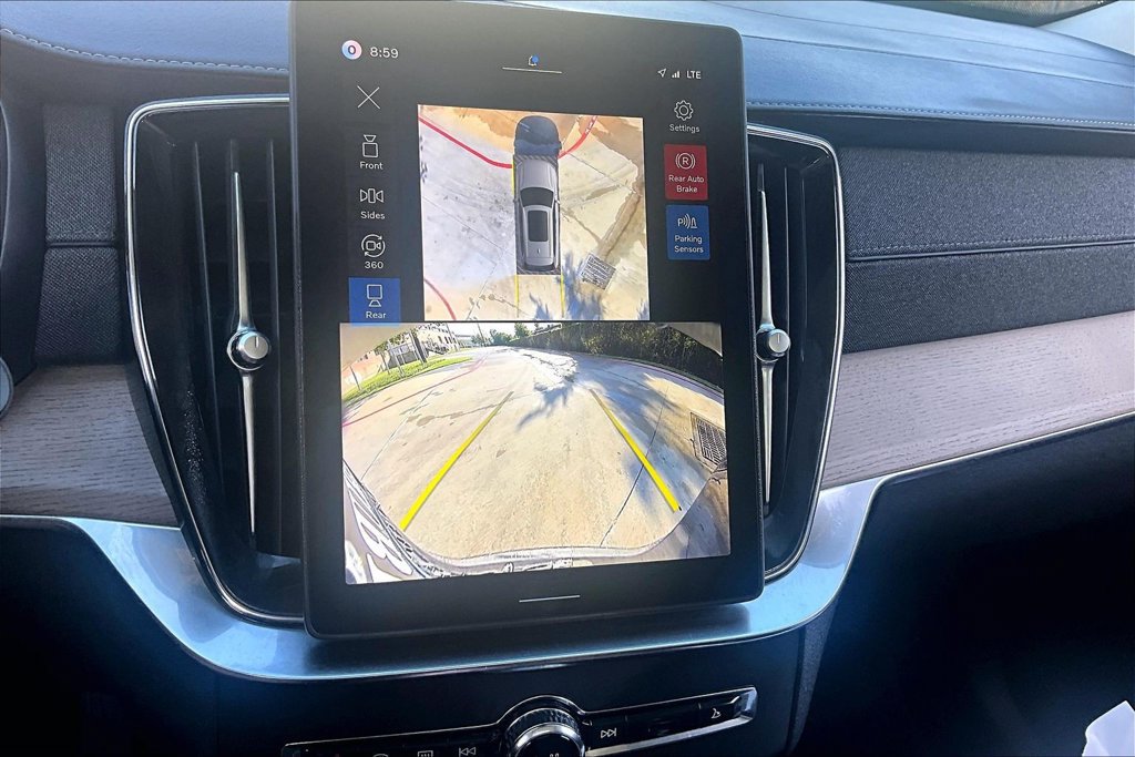 Certified 2026 Volvo XC90 B6 Plus AWD/4WD image 29