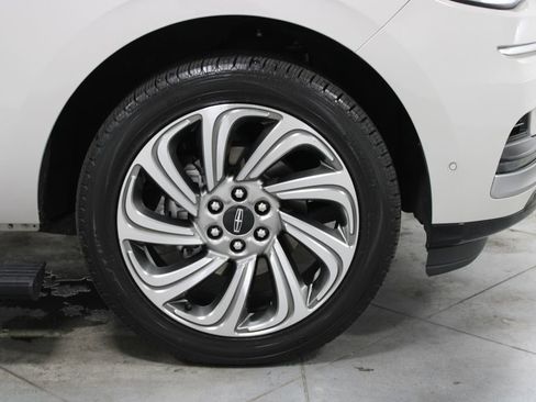 Used 2023 Lincoln Navigator Reserve AWD/4WD image 14