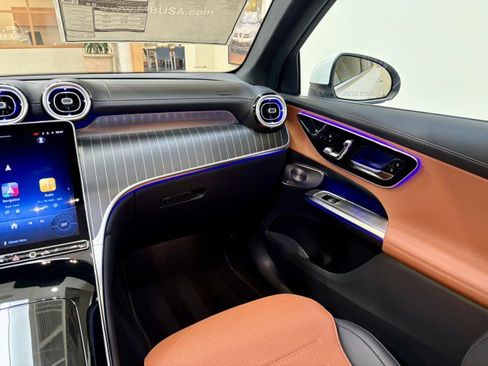 New 2026 Mercedes-Benz GLC 300 image 11