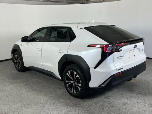 Used 2023 Subaru Solterra AWD image 4