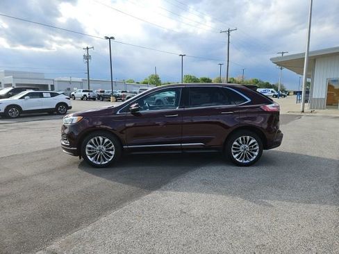 Used 2020 Ford Edge Titanium w/ Equipment Group 301A AWD/4WD image 9