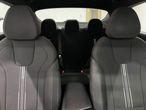 Used 2025 Hyundai Elantra Sport image 28